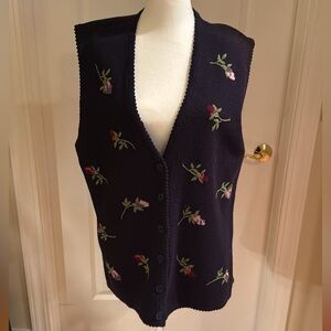 Vintage 1990’s Susan Bristol Embroidered Rosebuds Sweater Vest
